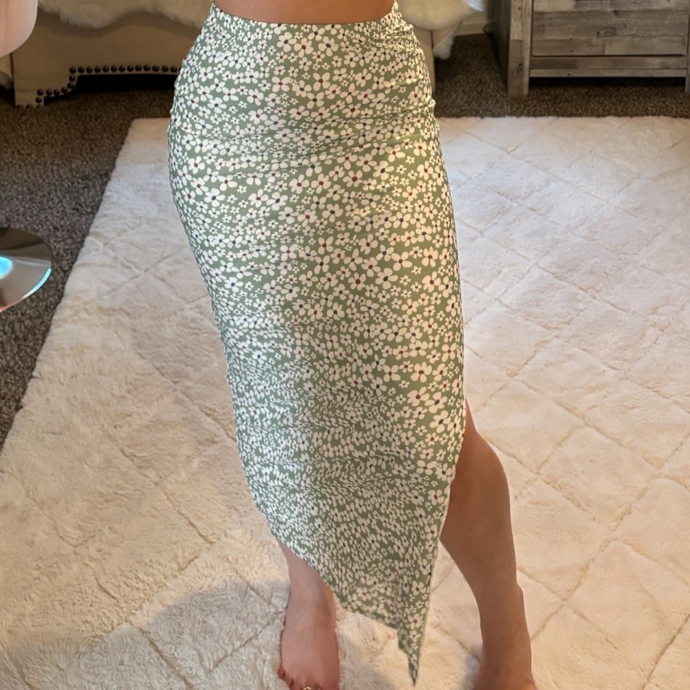 Green Floral Long Slit Skirt